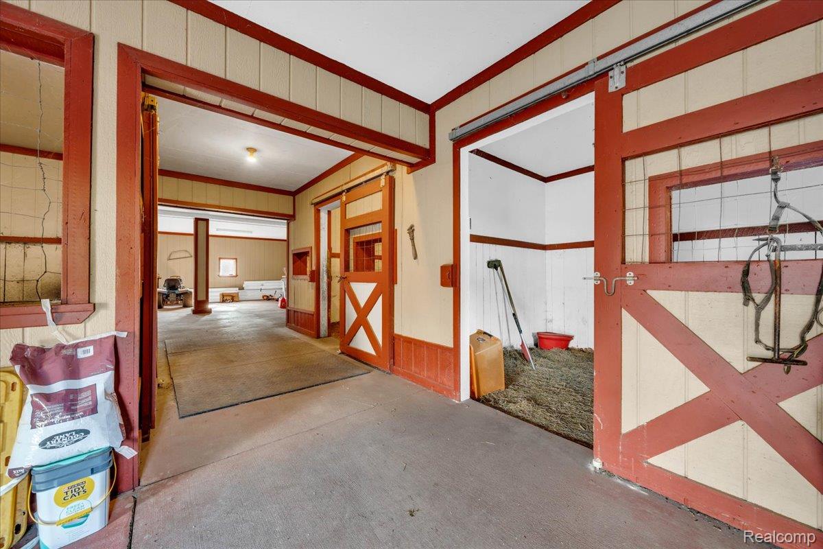 Addison Township, Michigan 48370, United States, 4 Bedrooms Bedrooms, ,2 BathroomsBathrooms,Residential,Active,208331