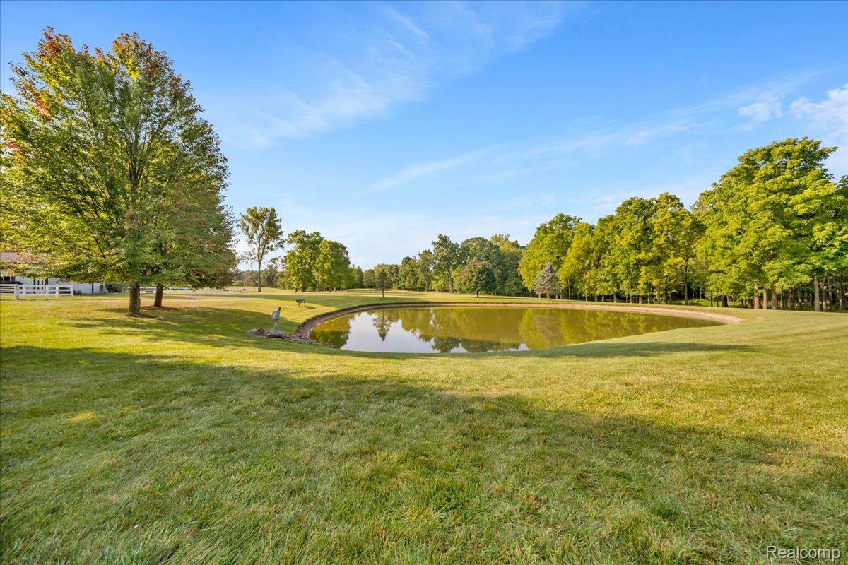 Addison Township, Michigan 48370, United States, 4 Bedrooms Bedrooms, ,2 BathroomsBathrooms,Residential,Active,208331