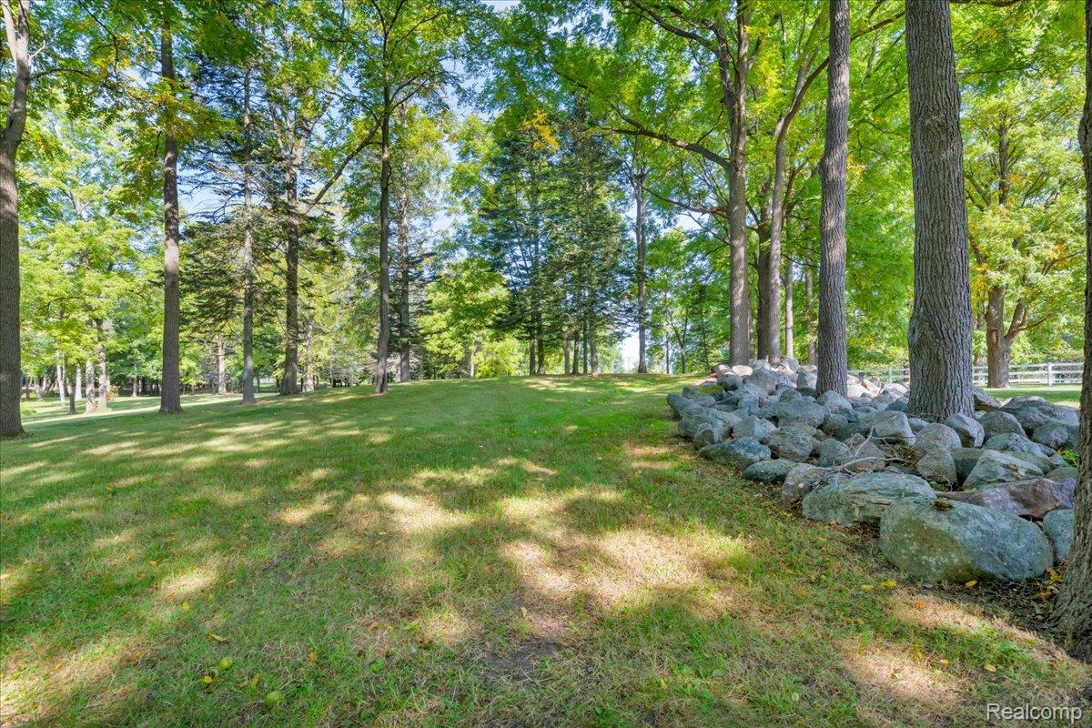 Addison Township, Michigan 48370, United States, 4 Bedrooms Bedrooms, ,2 BathroomsBathrooms,Residential,Active,208331