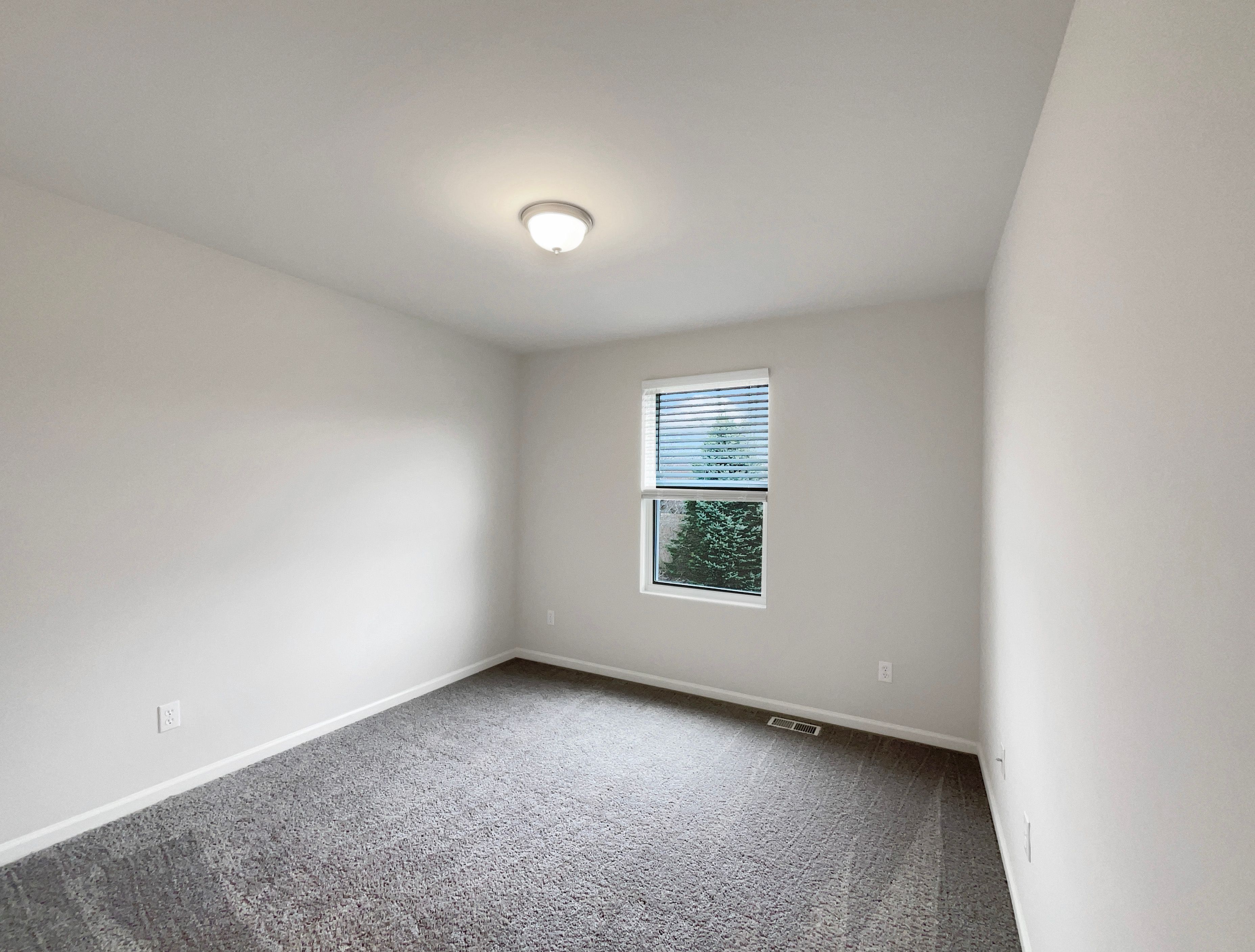 1654 GOLFVIEW Drive