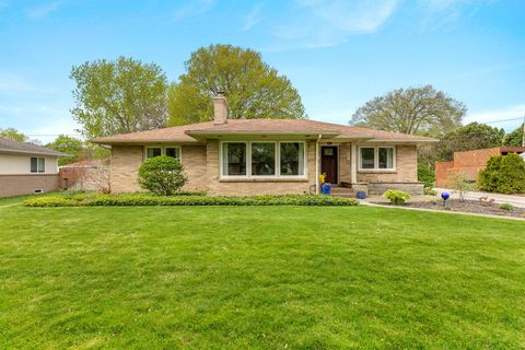 51 Westmont Drive NW Grand Rapids City MI 49504