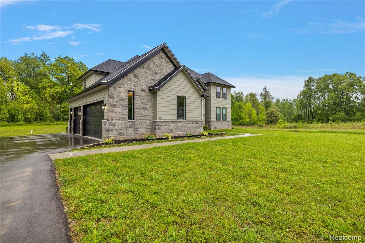 5344 Birch Drive