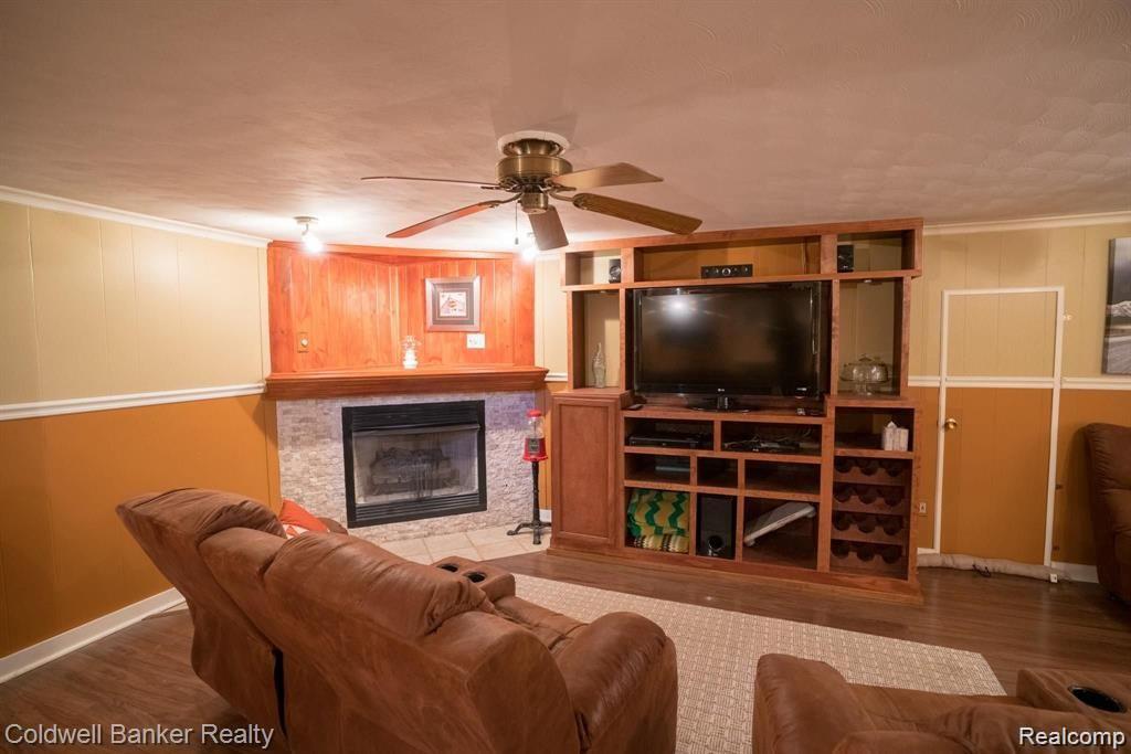 410 SPEZIA Drive