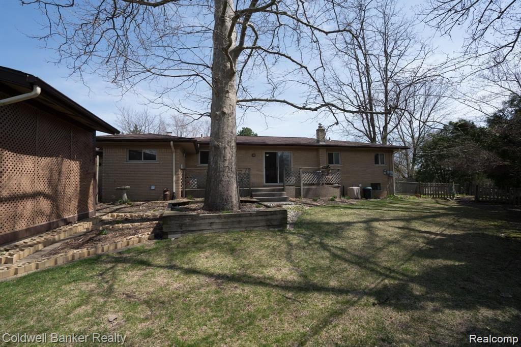 410 SPEZIA Drive