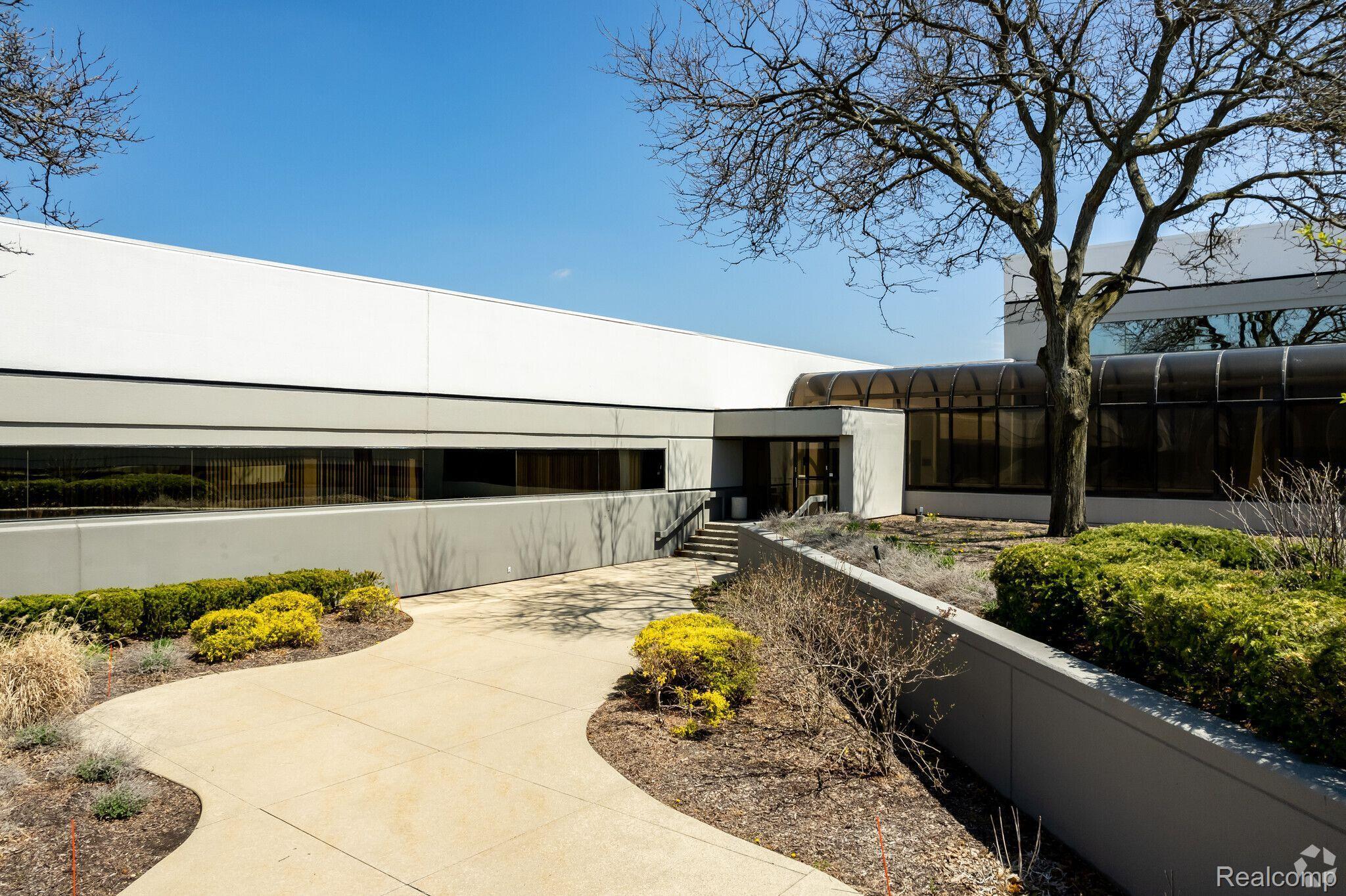 31500 W 13 MILE Road 110