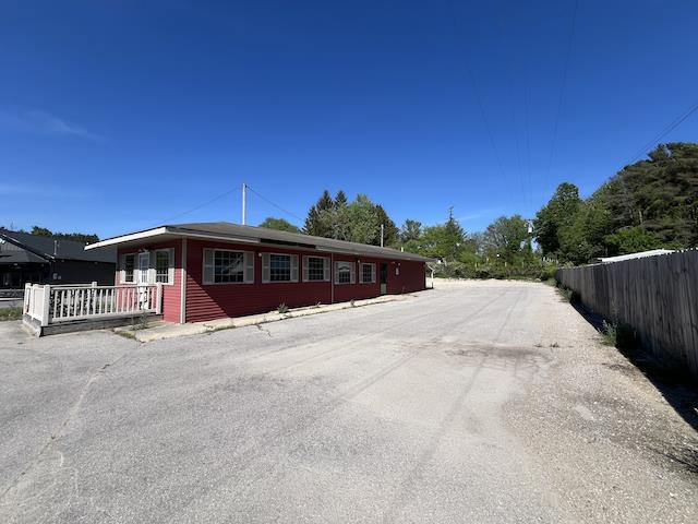 103 S Division Street