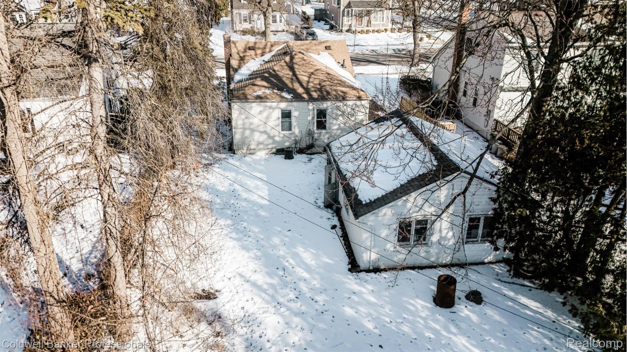 1207 E Butternut Avenue