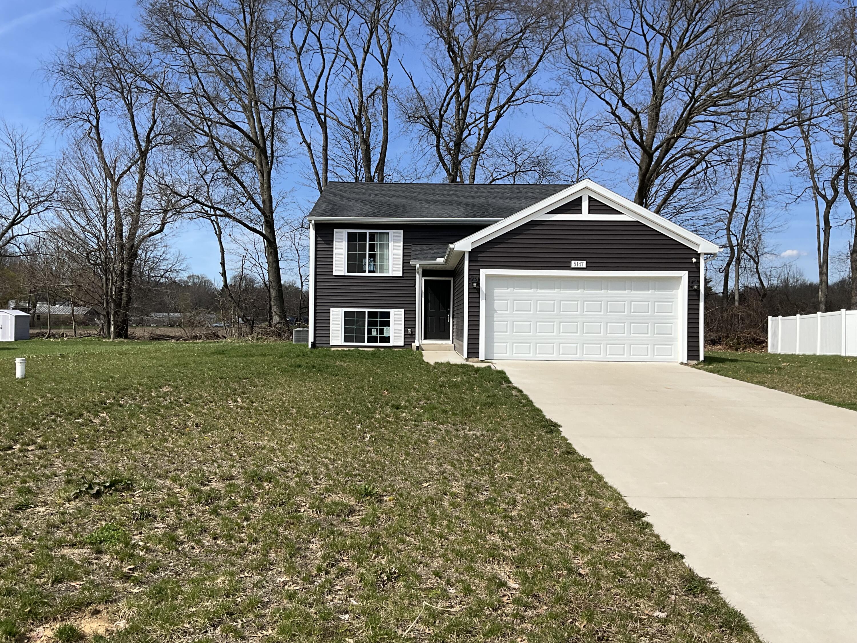 5147 Lake Pines Court