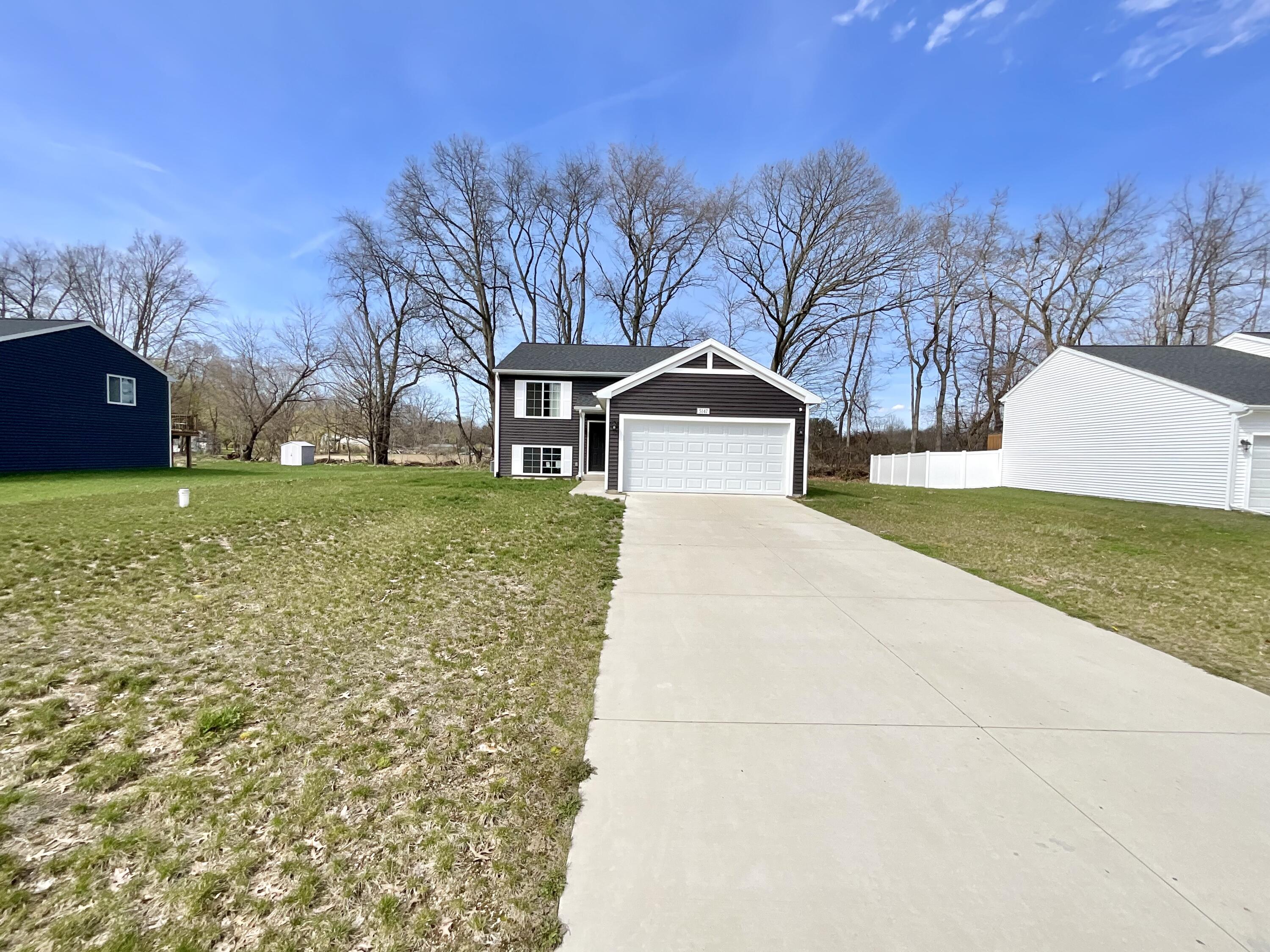 5147 Lake Pines Court