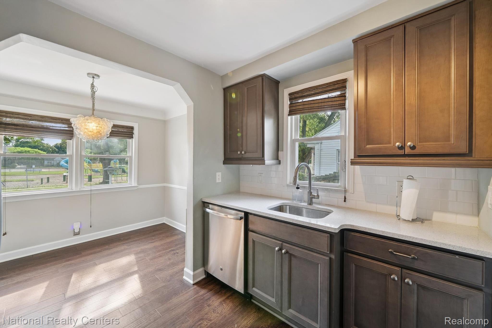 3047 Cummings Avenue