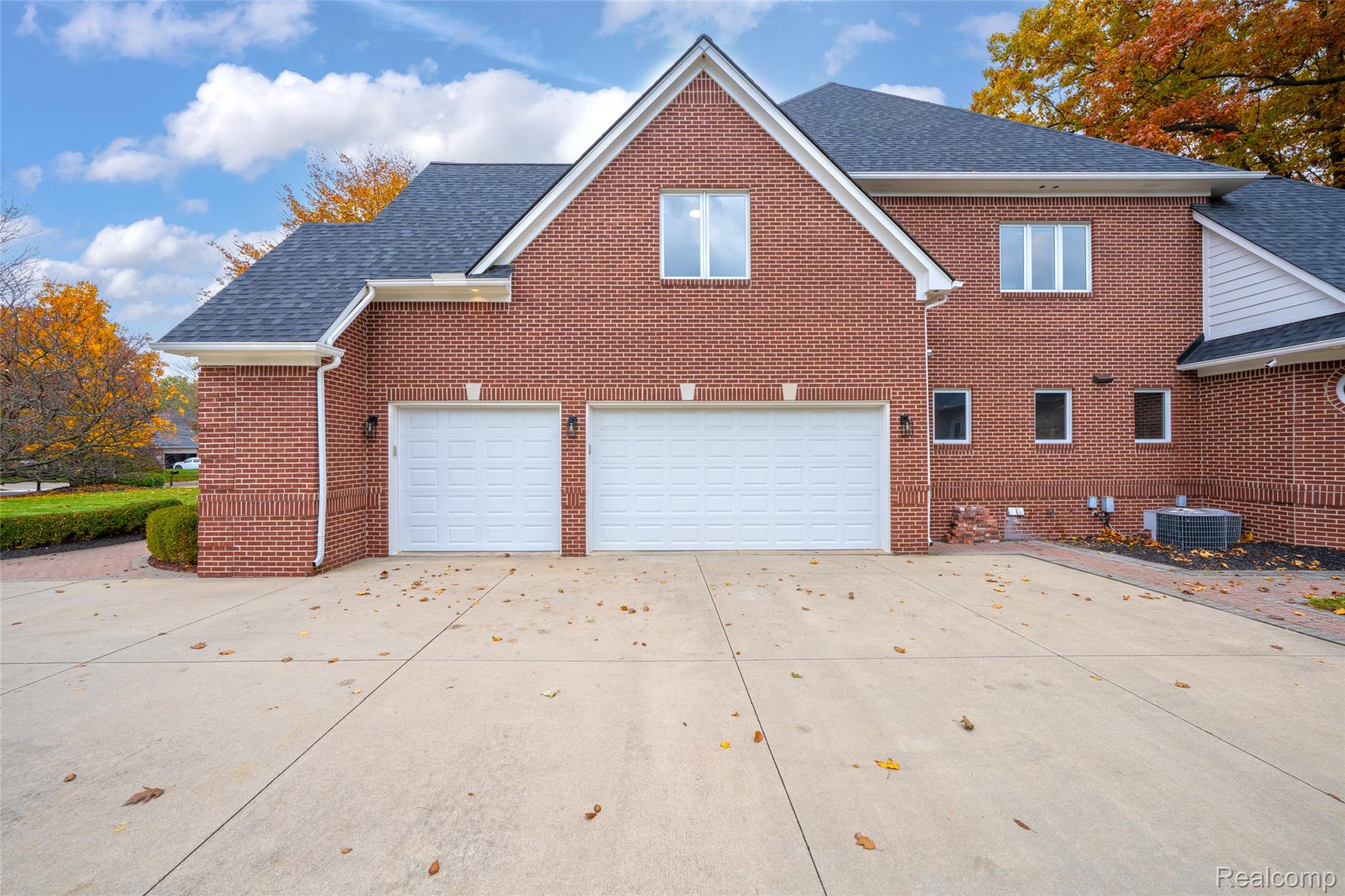 12277 Forest Glen Lane