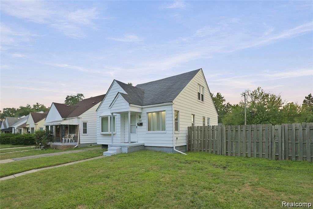 21227 Panama Street