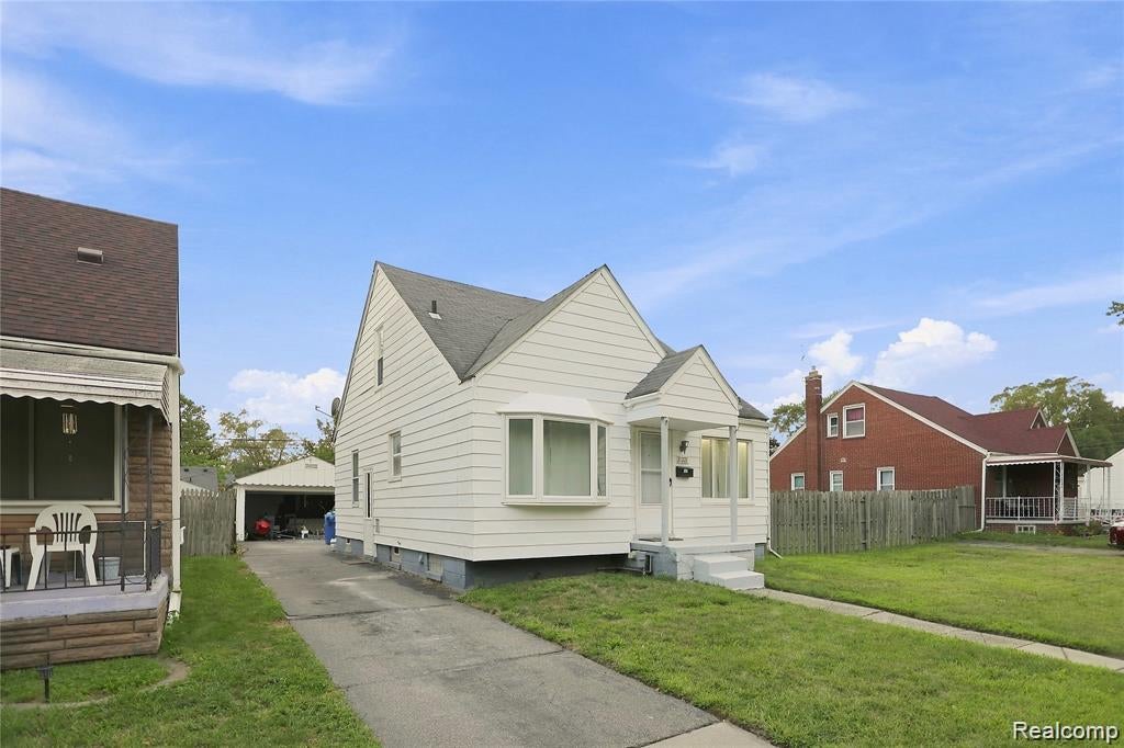 21227 Panama Street