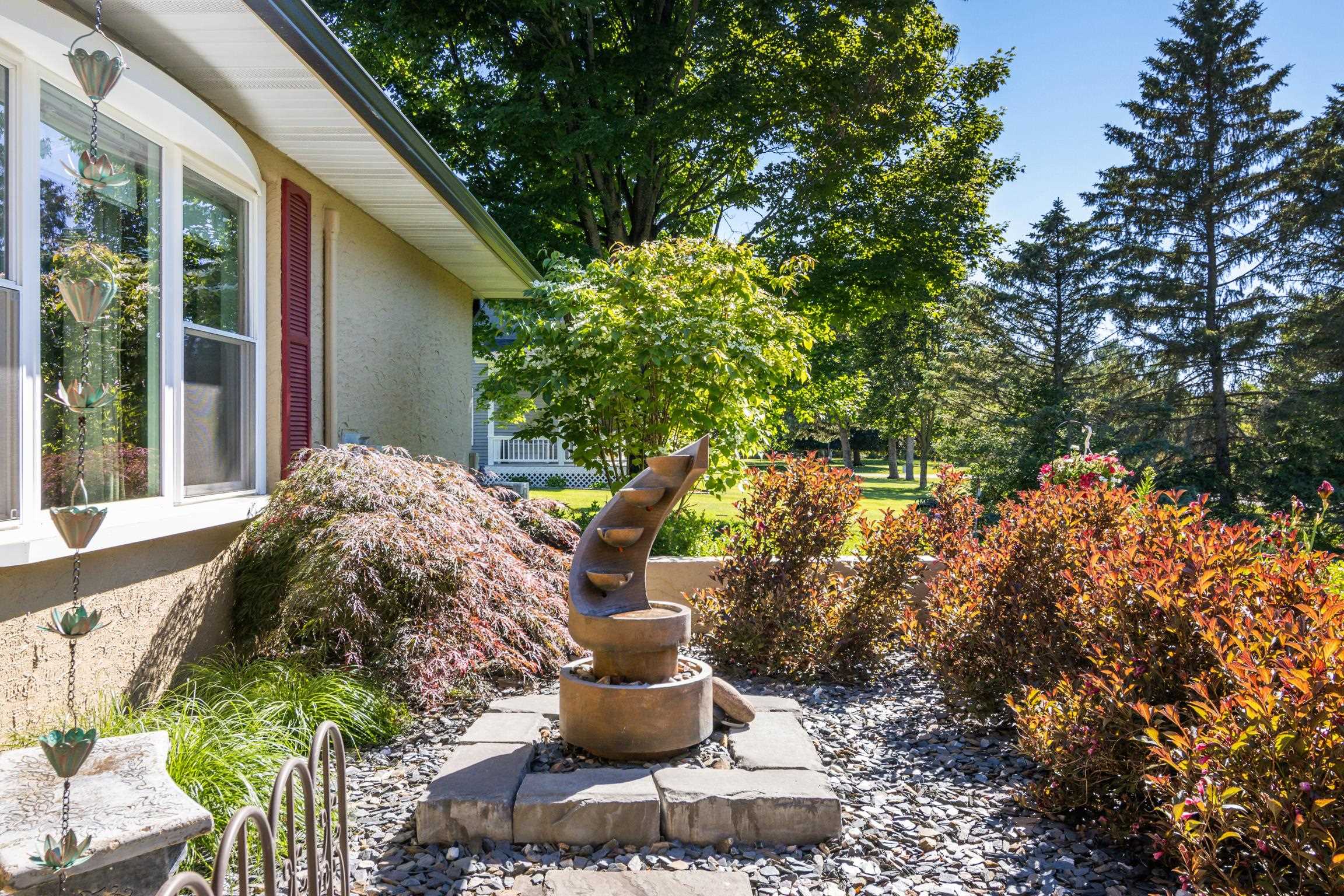 3985 Cedar Lane