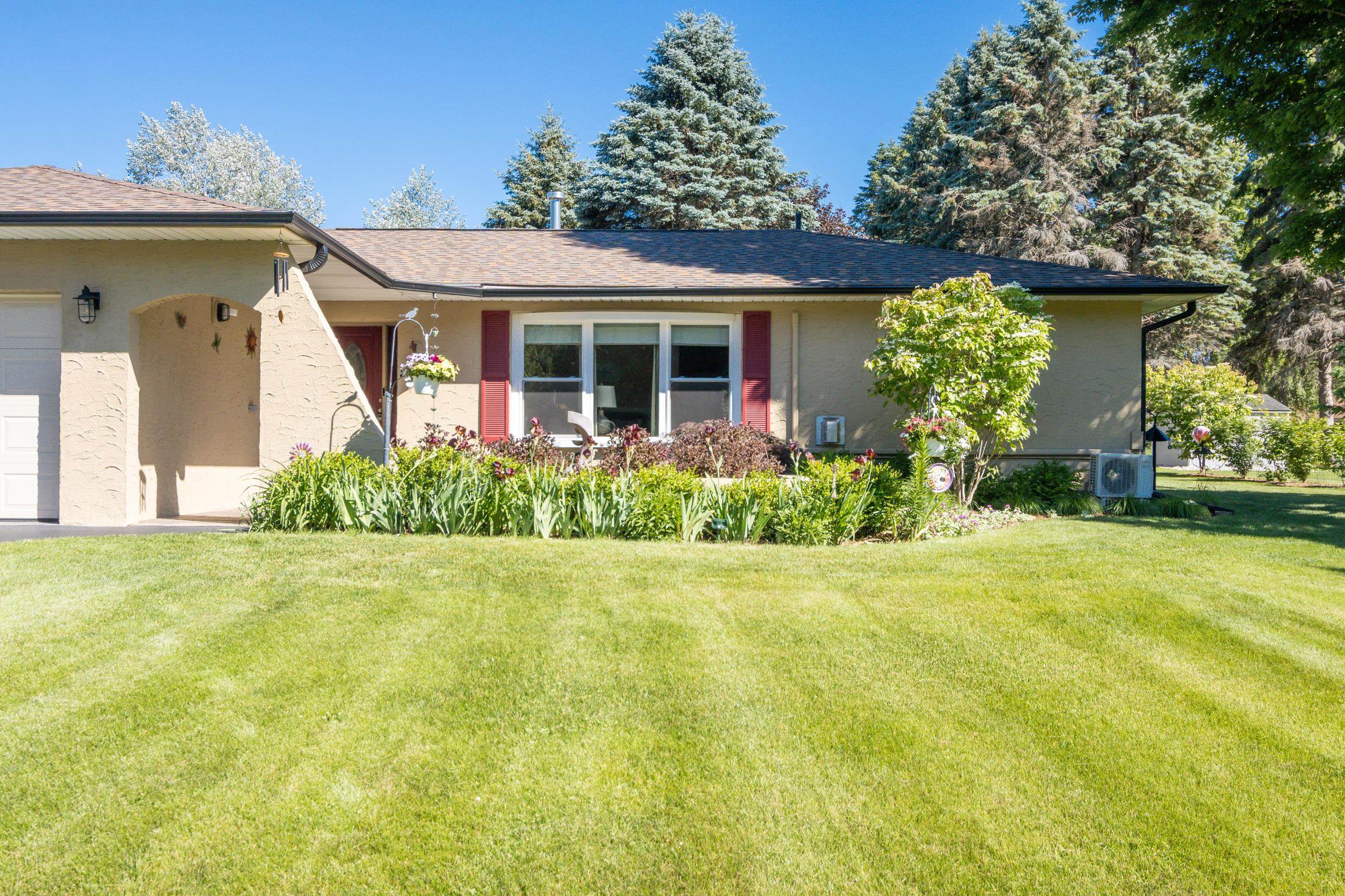 3985 Cedar Lane