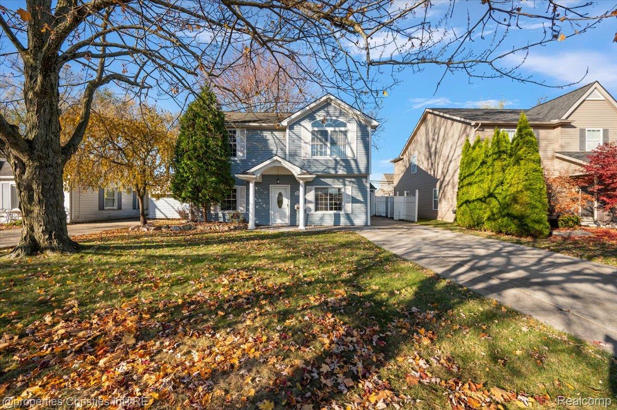 3535 Woodland Avenue