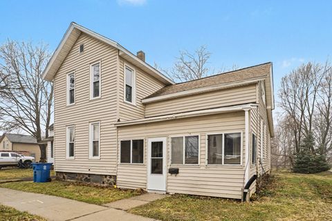 108 S Michigan Avenue Vicksburg Village MI 49097