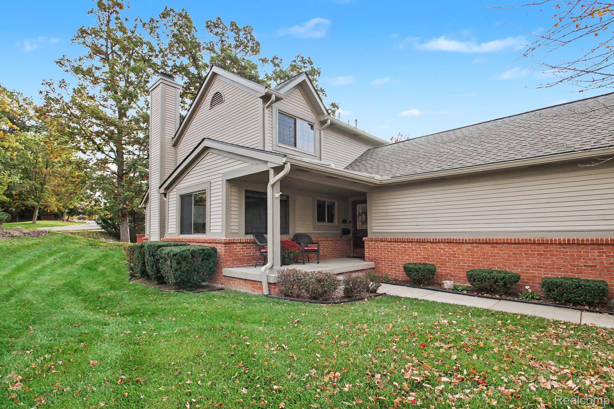 1003 Pinewood Court