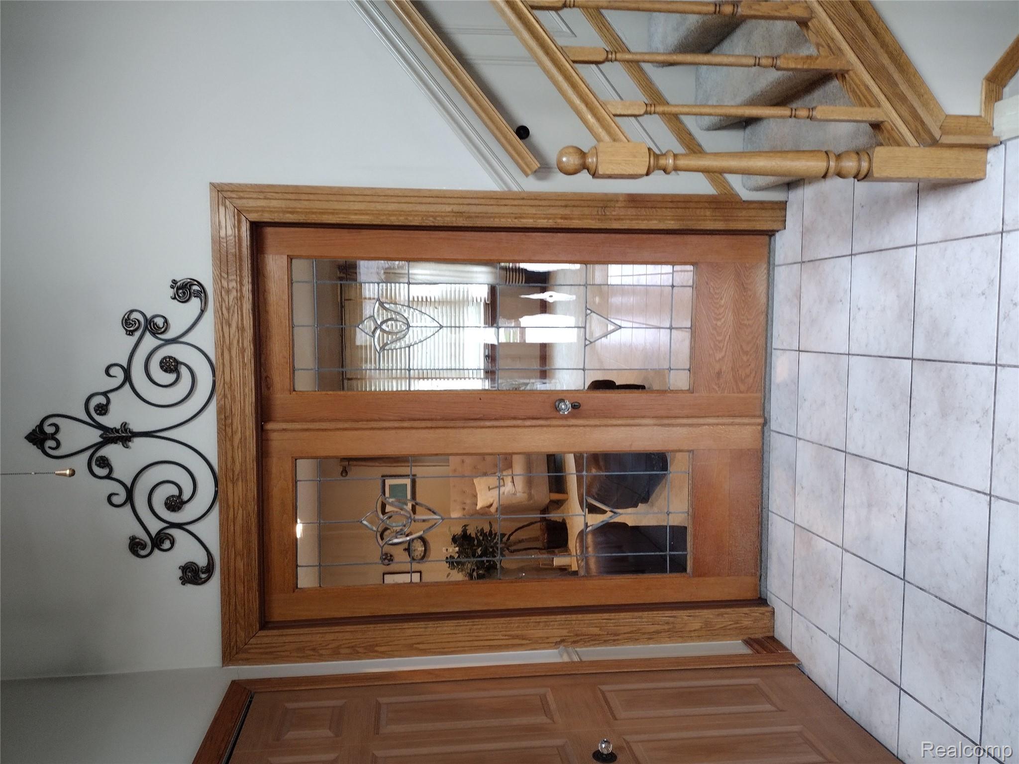 15537 Valerie Drive N