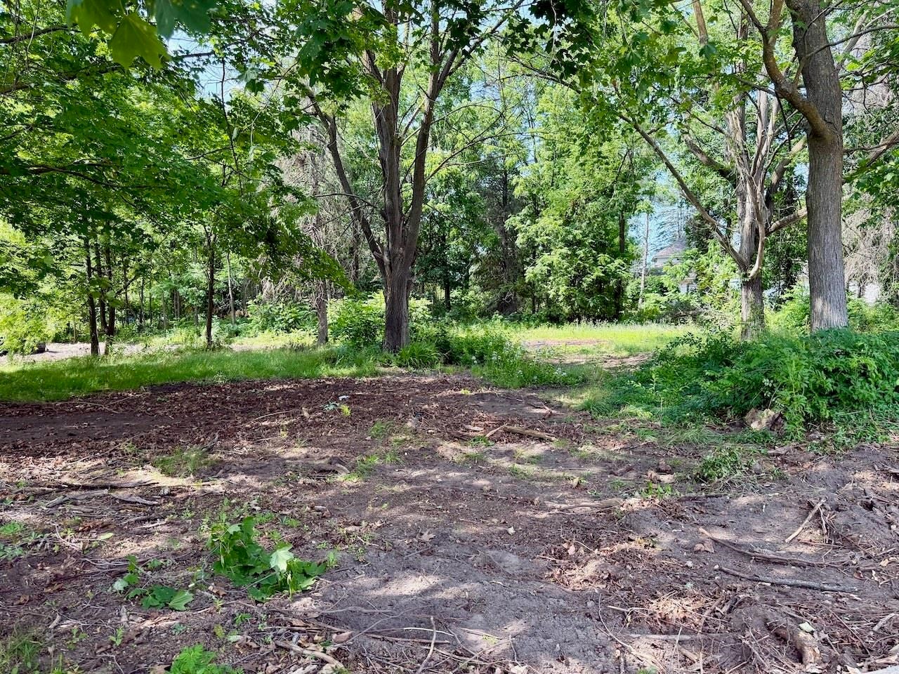 Lot 33 Buckley