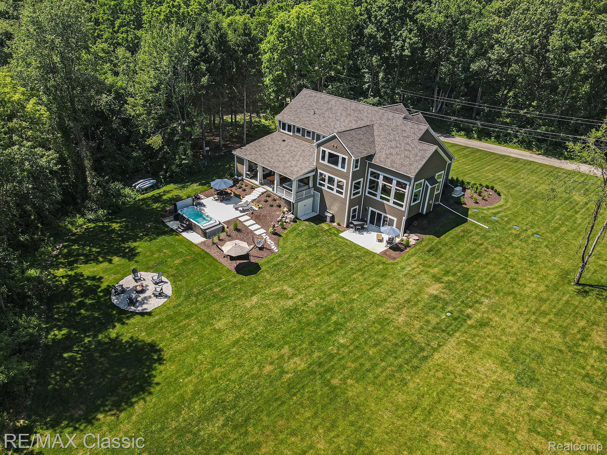 7171 Lucy Drive