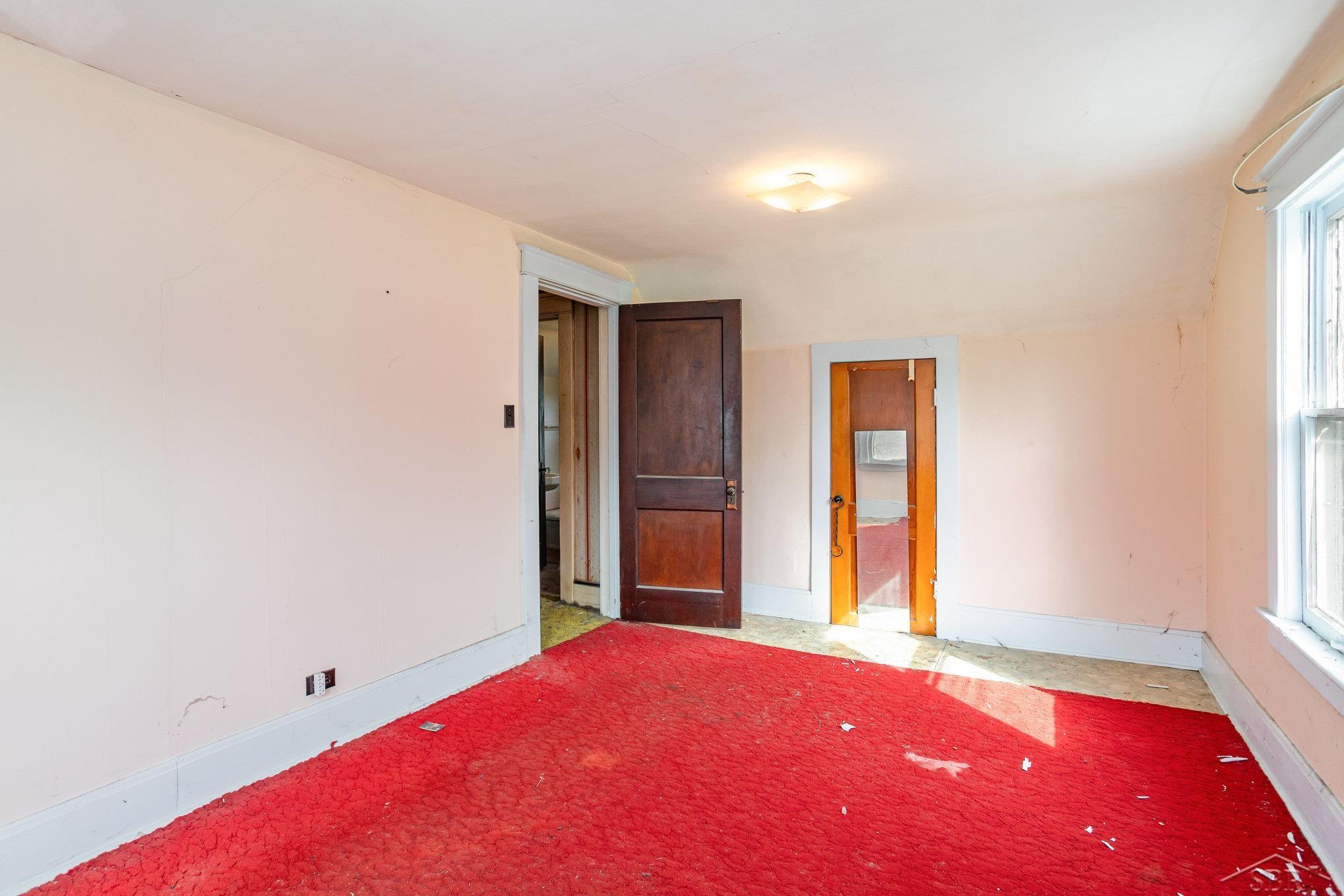 Saginaw City, Michigan 48602, United States, 3 Bedrooms Bedrooms, ,1 BathroomBathrooms,Residential,Pending,210953