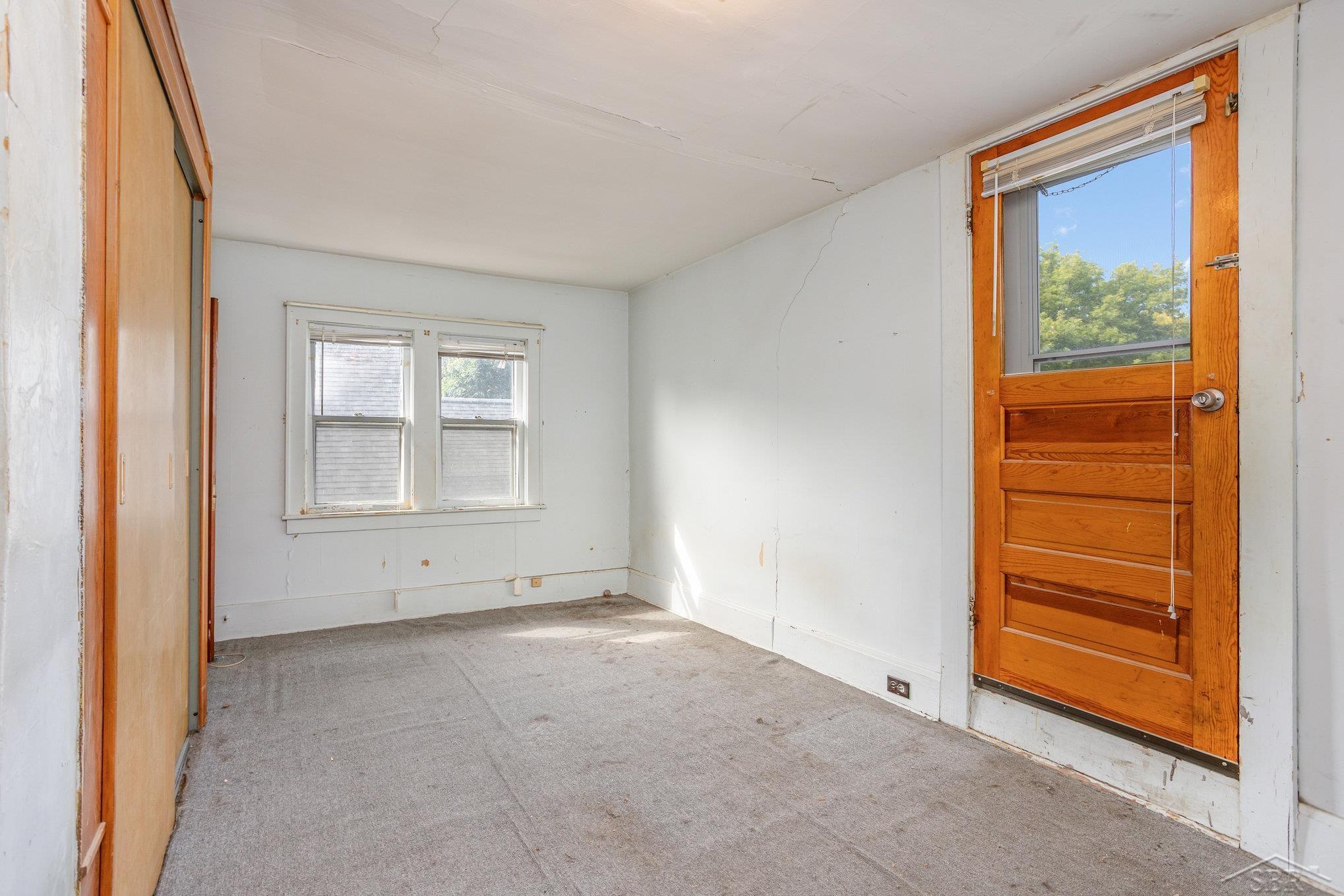 Saginaw City, Michigan 48602, United States, 3 Bedrooms Bedrooms, ,1 BathroomBathrooms,Residential,Pending,210953