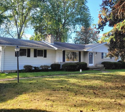 2479 N Long Lake Road Fenton Charter Township MI 48430