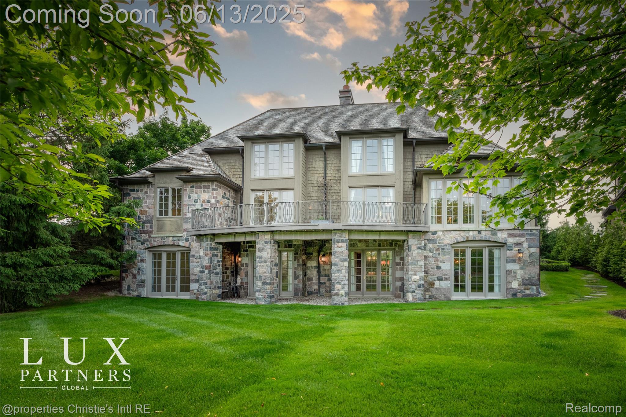 2937 Turtle Pond Court