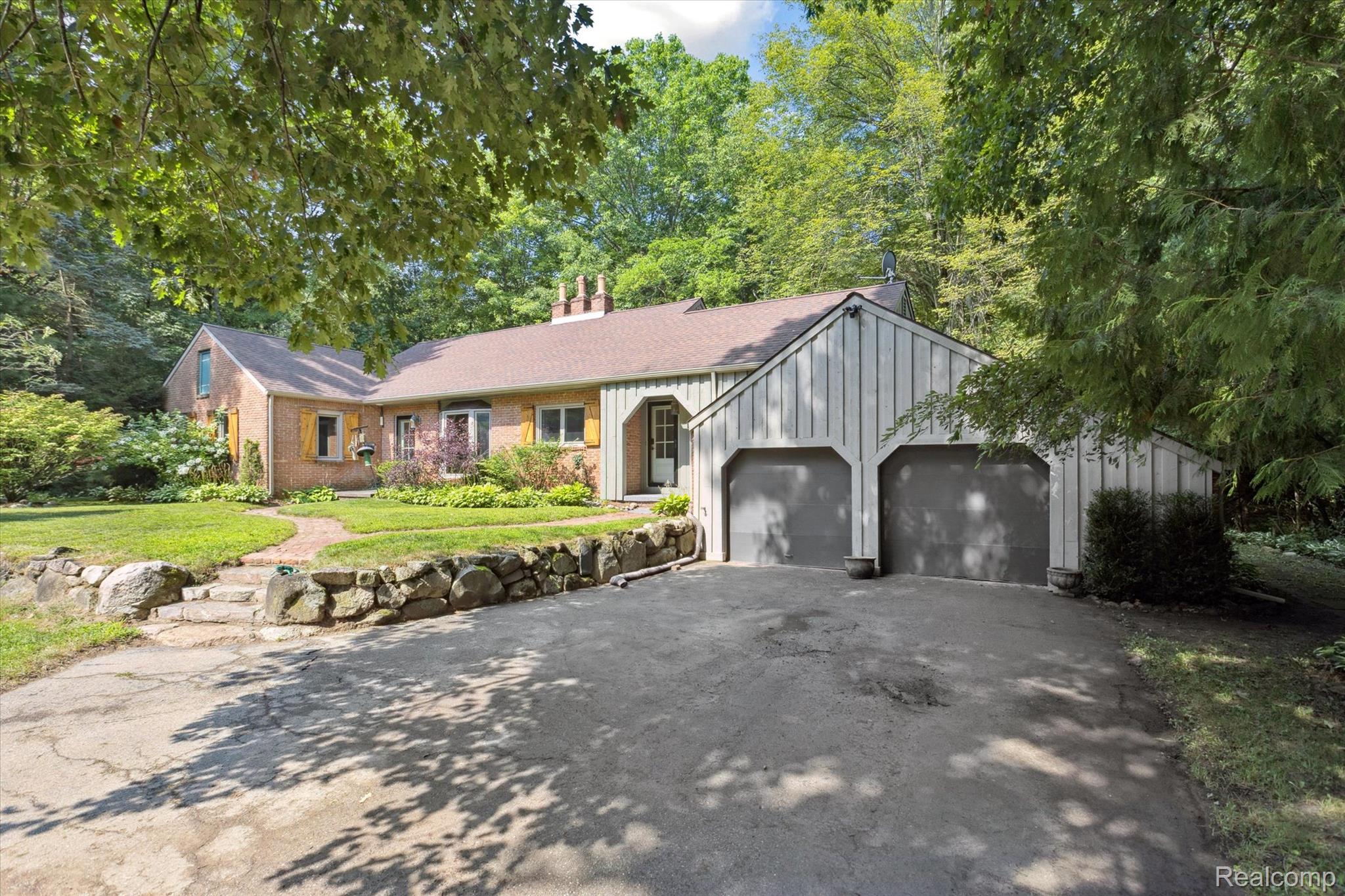 4224 Country Road