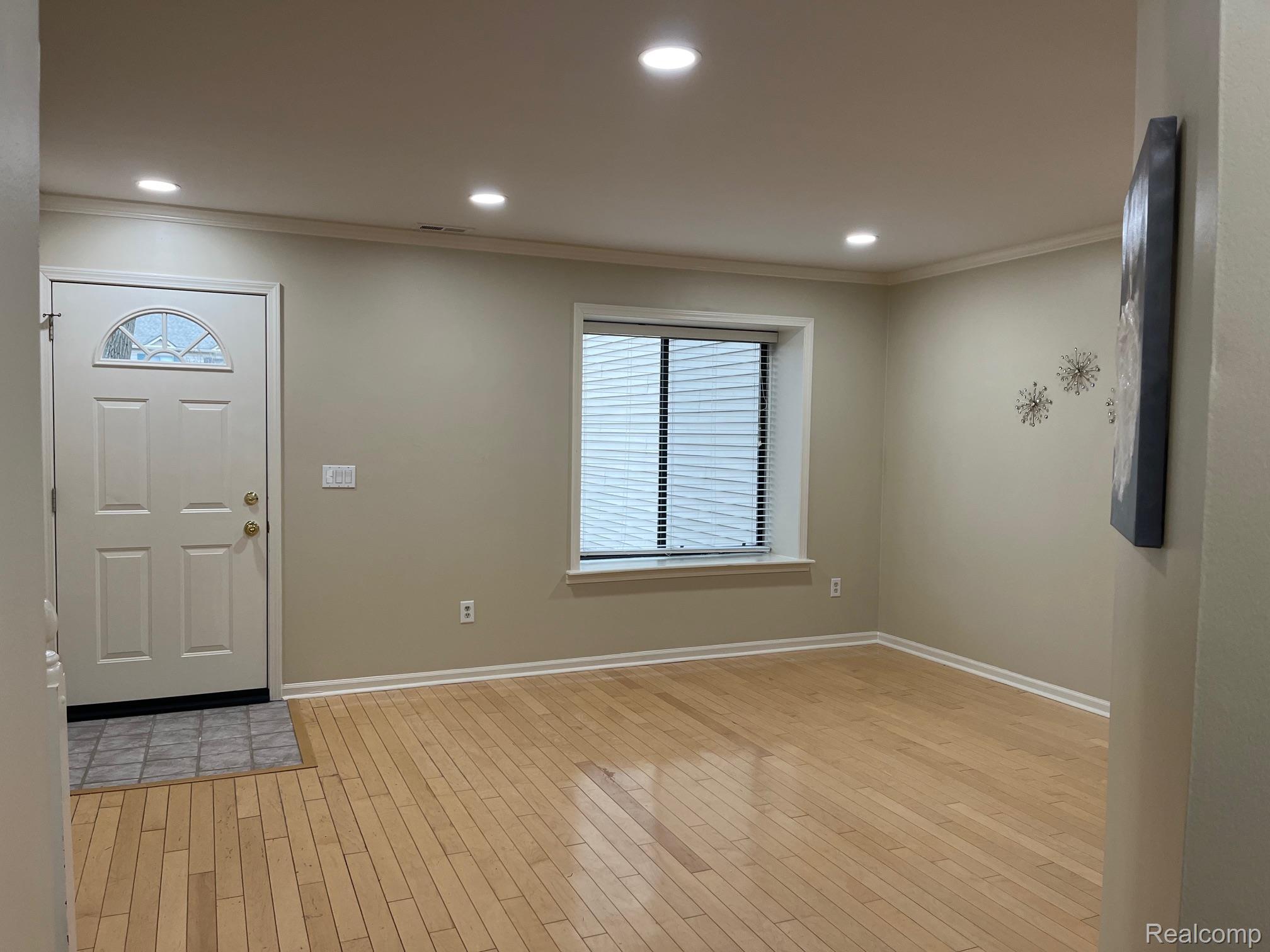 1522 STREAMWOOD 20
