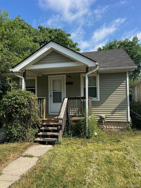 423 E MILTON Avenue Hazel Park City MI 48030