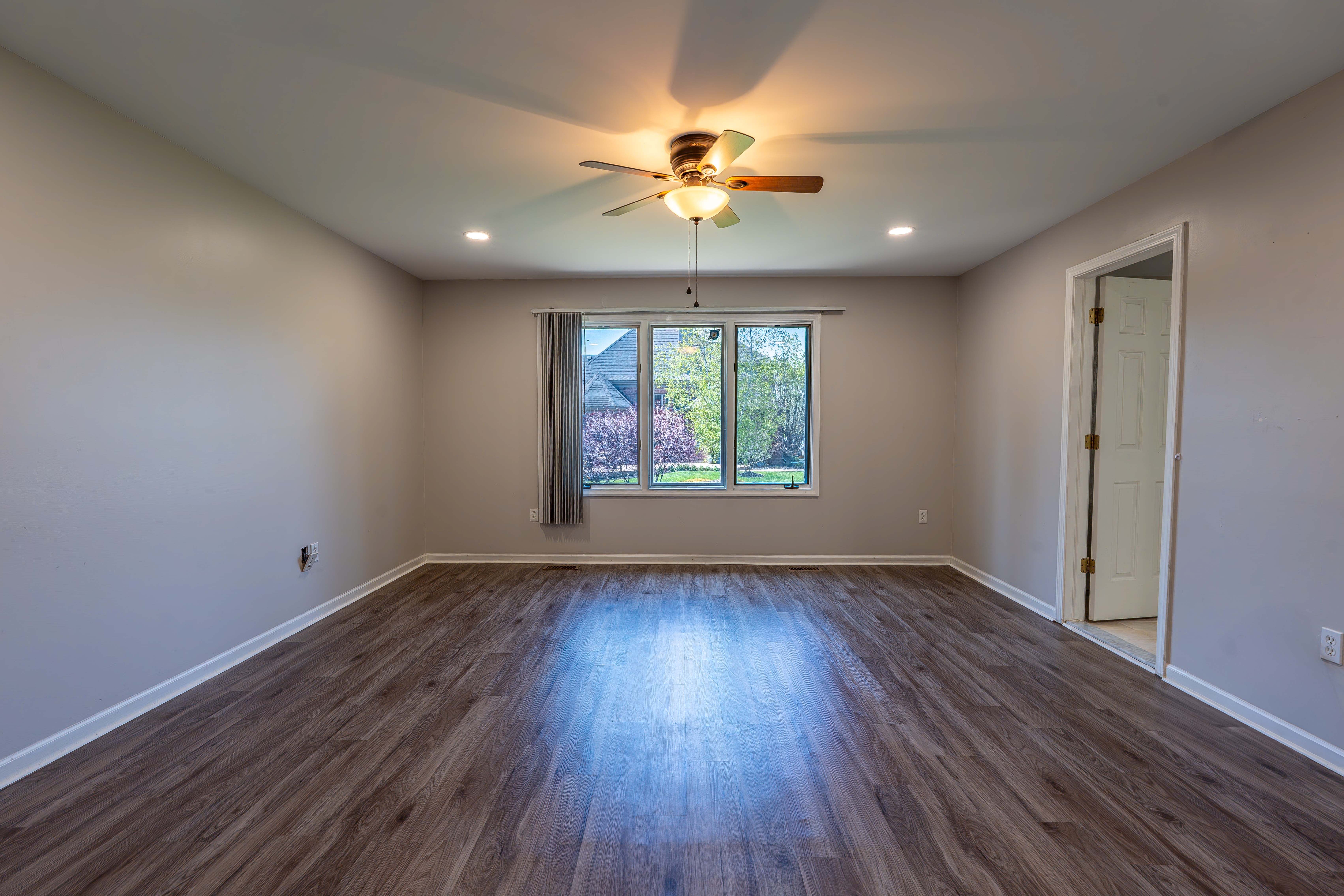 Chesterfield Township Macomb, Michigan 48047, United States, 4 Bedrooms Bedrooms, ,3 BathroomsBathrooms,Residential,Pending,129015