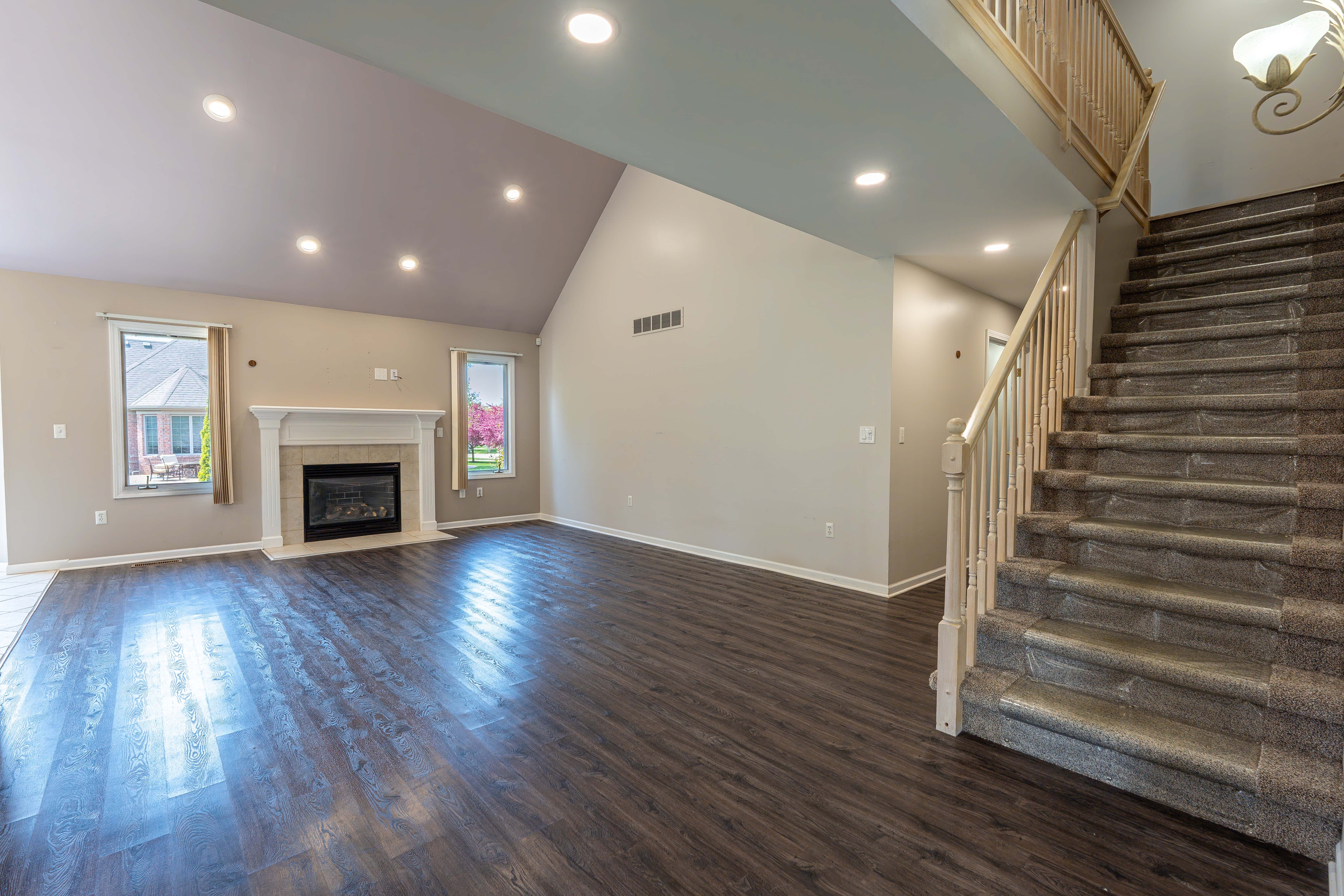 Chesterfield Township Macomb, Michigan 48047, United States, 4 Bedrooms Bedrooms, ,3 BathroomsBathrooms,Residential,Pending,129015