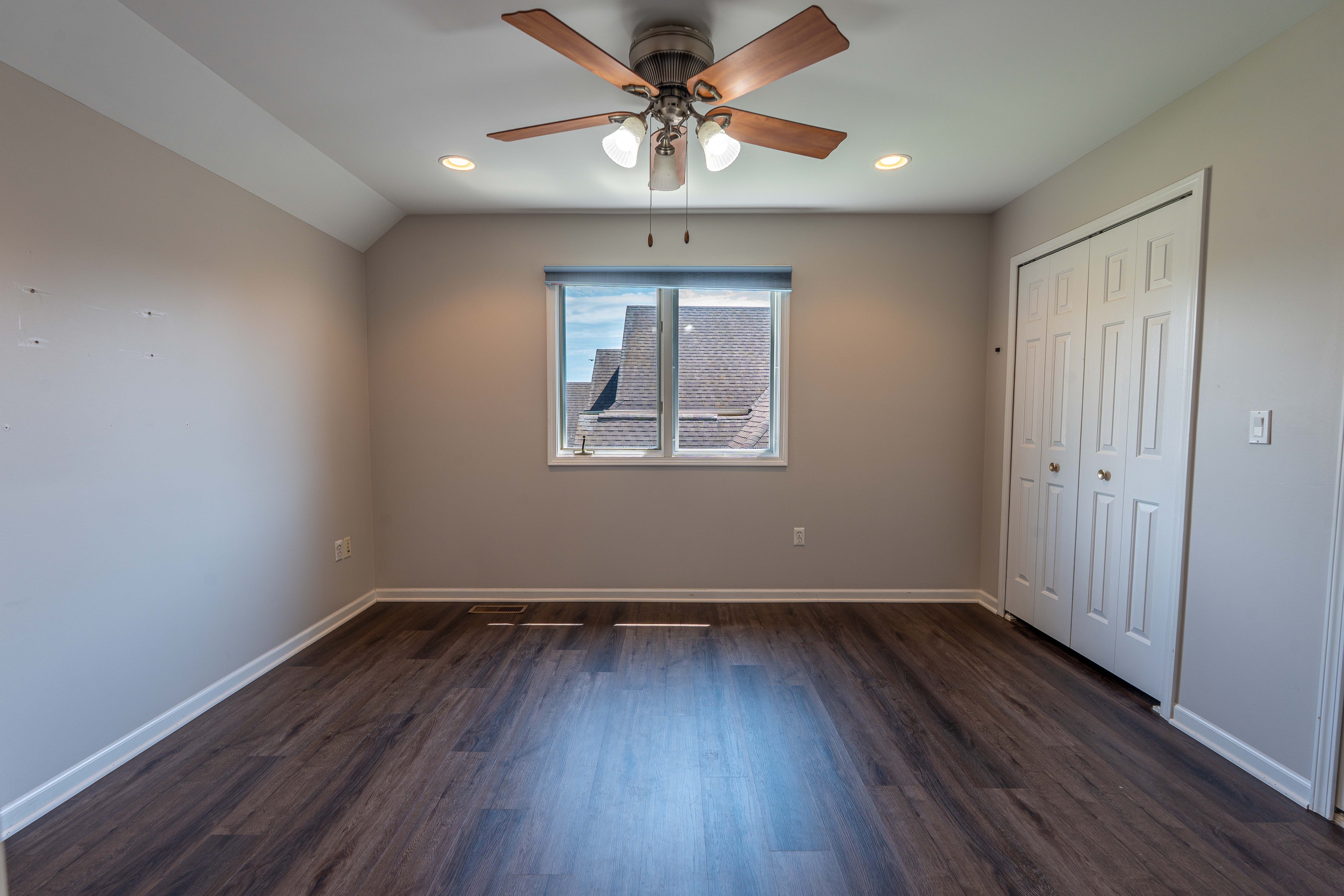 Chesterfield Township Macomb, Michigan 48047, United States, 4 Bedrooms Bedrooms, ,3 BathroomsBathrooms,Residential,Pending,129015