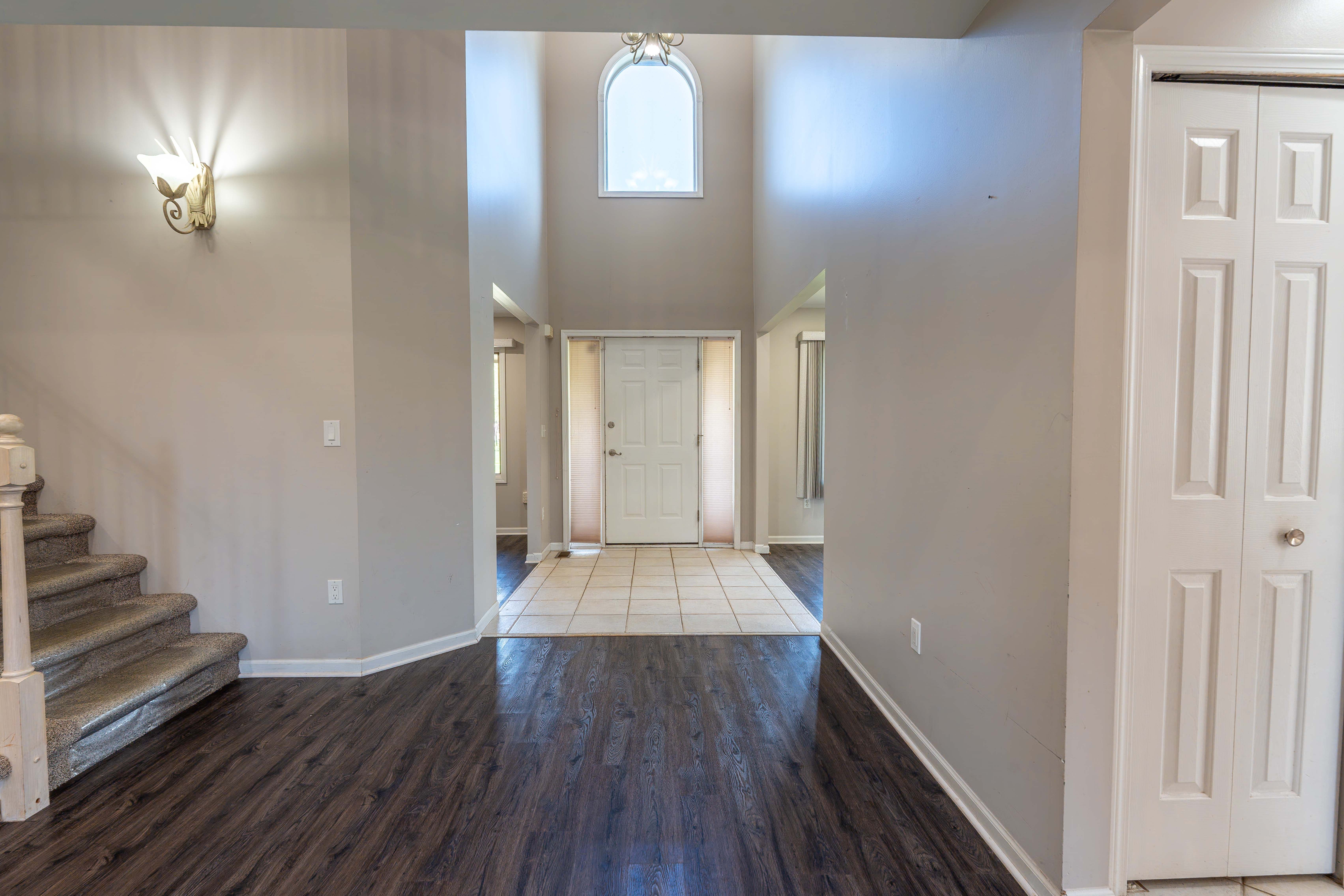 Chesterfield Township Macomb, Michigan 48047, United States, 4 Bedrooms Bedrooms, ,3 BathroomsBathrooms,Residential,Pending,129015