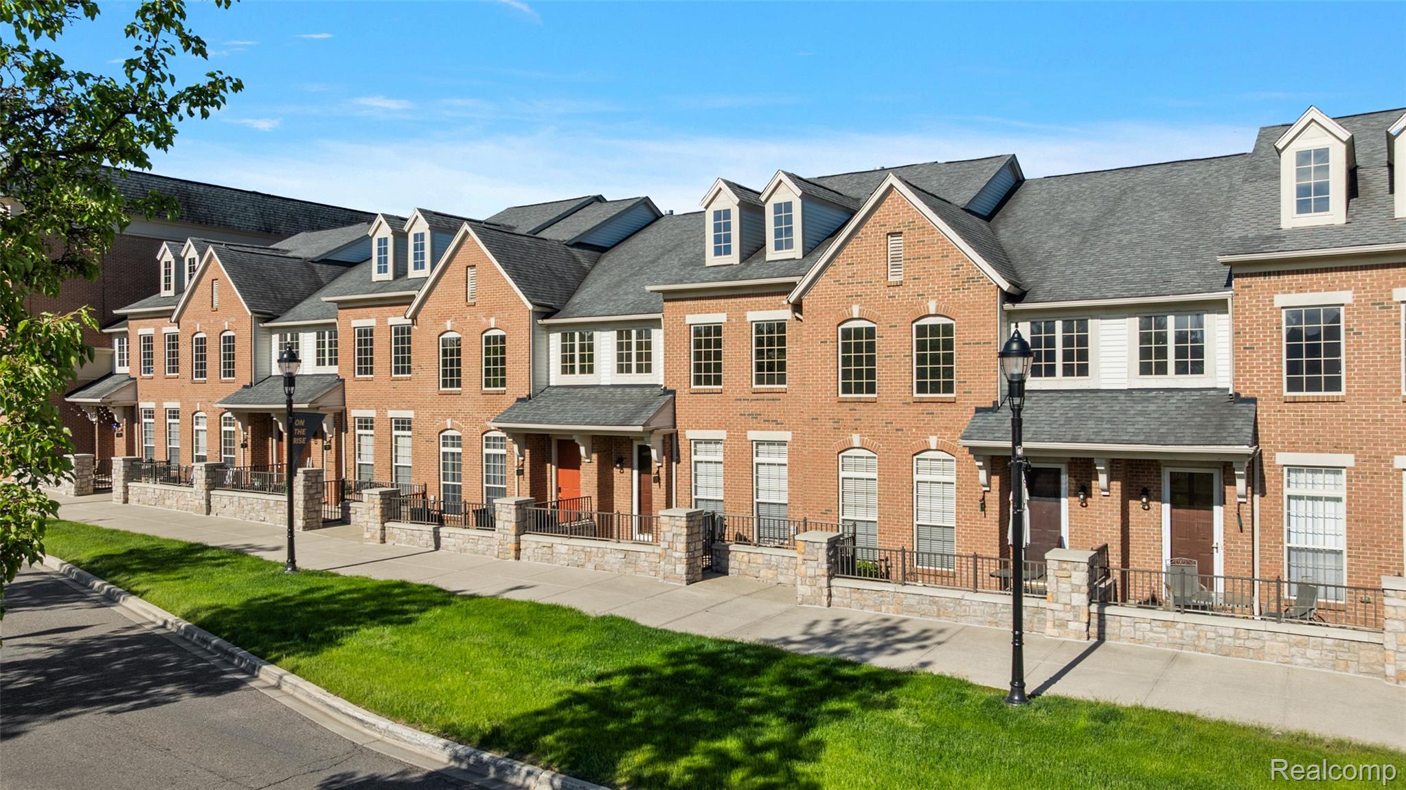 13 N N Squirrel Road