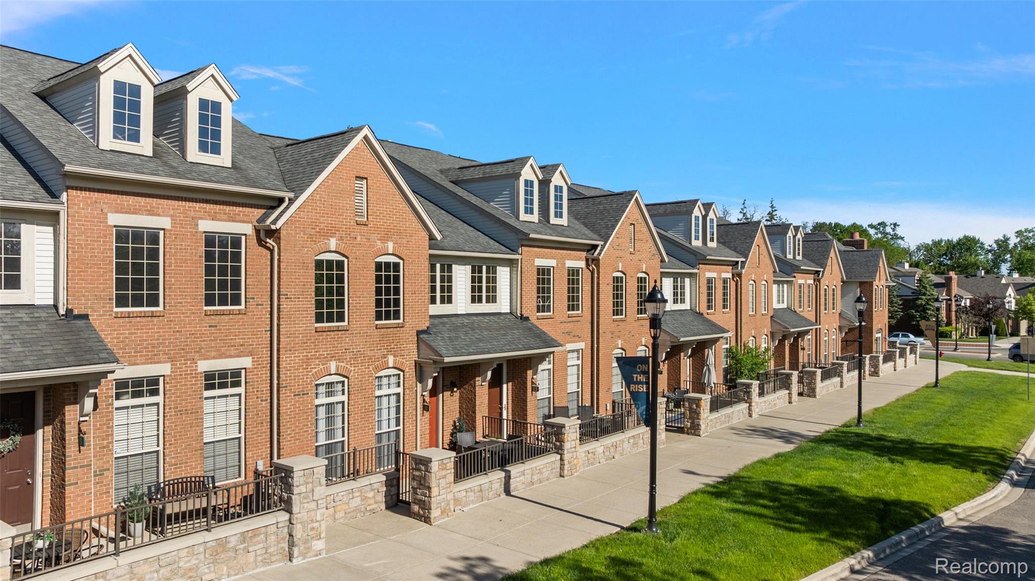 13 N N Squirrel Road