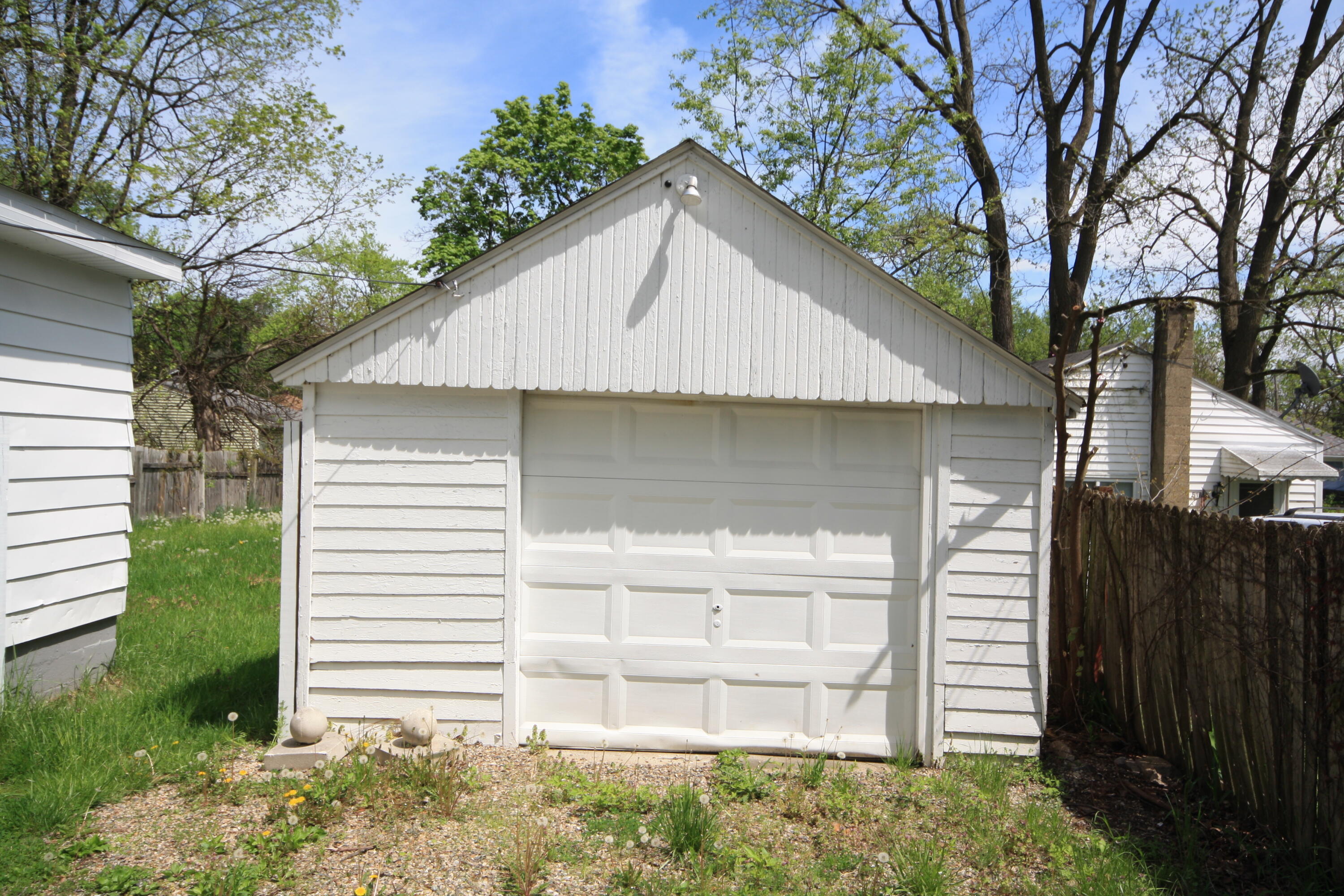 522 Gayle Avenue