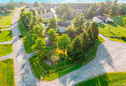 Tiny photo for 12921 Ann Lynn Drive, Green Oak Township, MI 48178 (MLS # 20261021591)