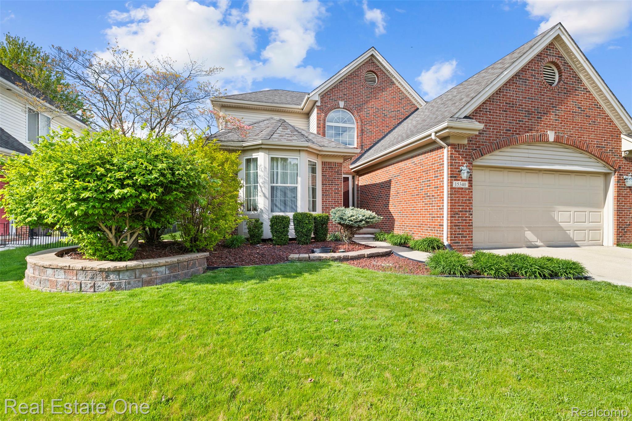 15340 Oakleigh