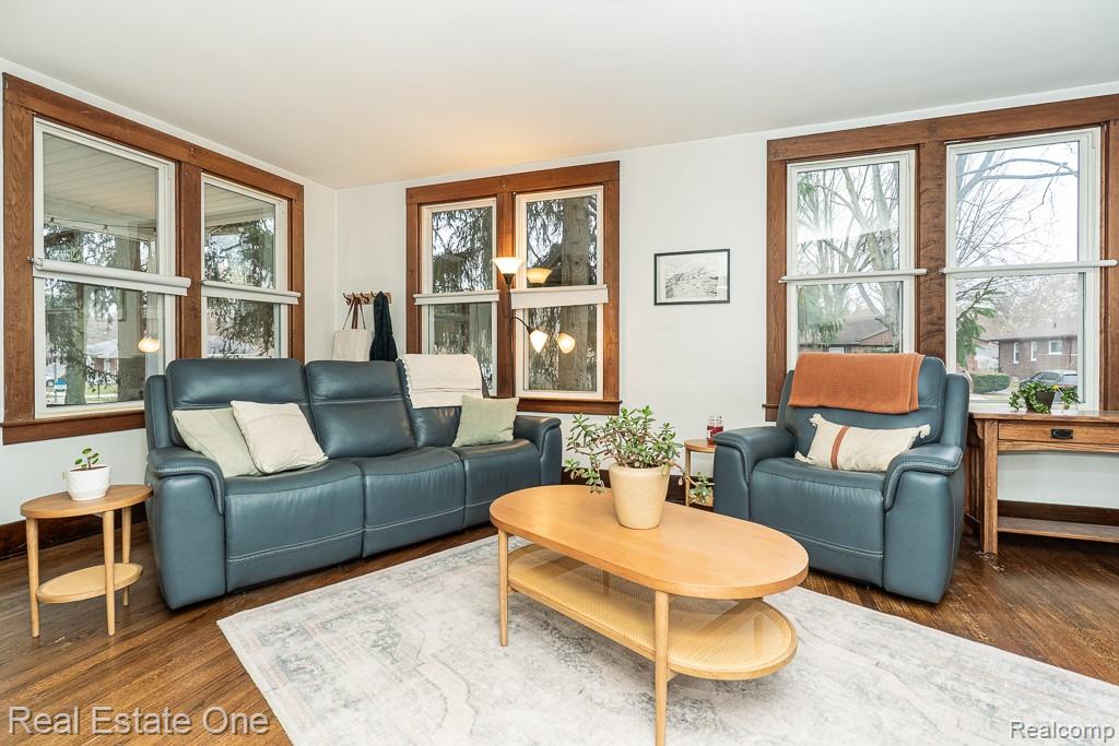 10750 Kenwood Street