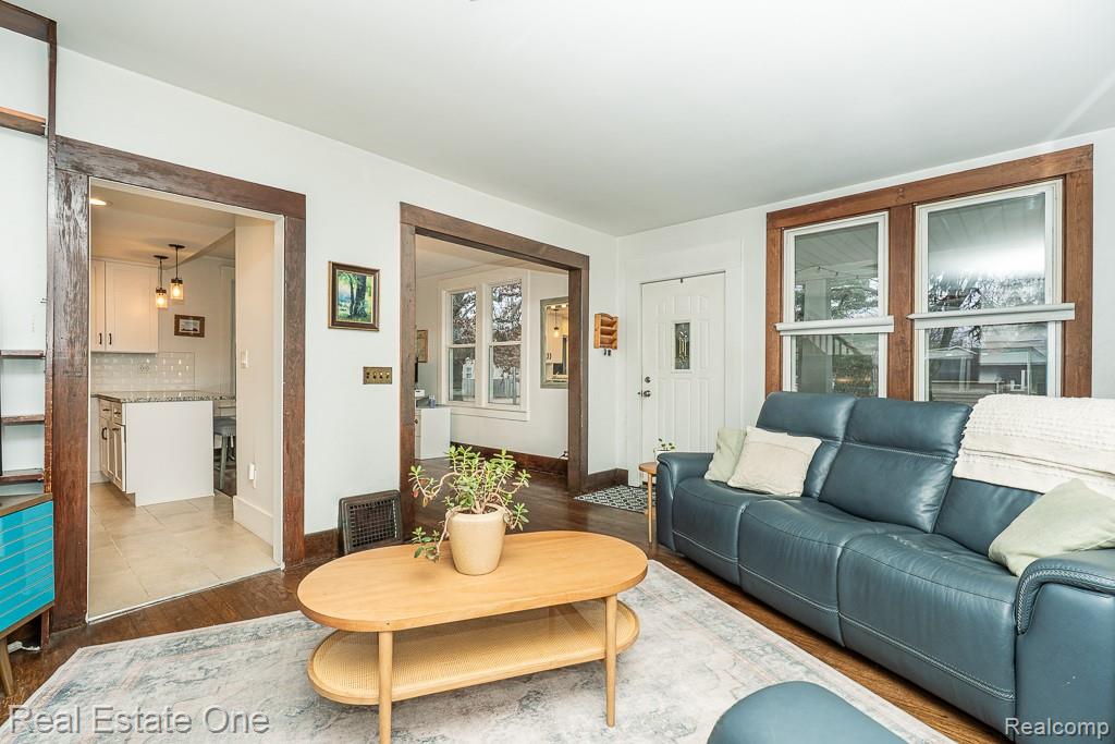 10750 Kenwood Street