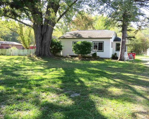 Photo of 50279 North Avenue, Macomb Township, MI 48042 (MLS # 58050190581)