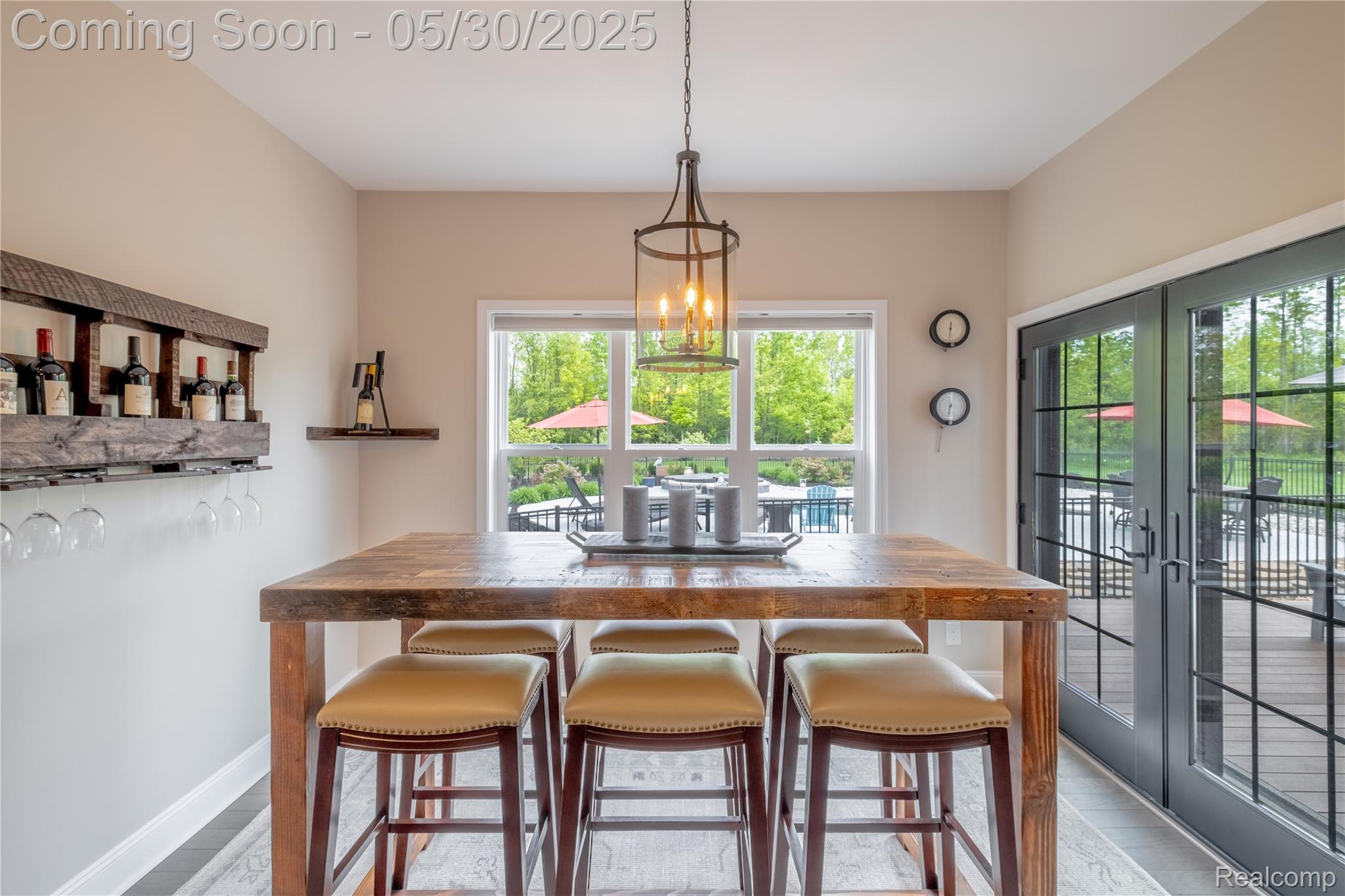 Fenton City, Michigan 48430, United States, 5 Bedrooms Bedrooms, ,4 BathroomsBathrooms,Residential,Pending,139251