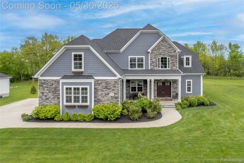1036 Sugar Maple Court Fenton City MI 48430