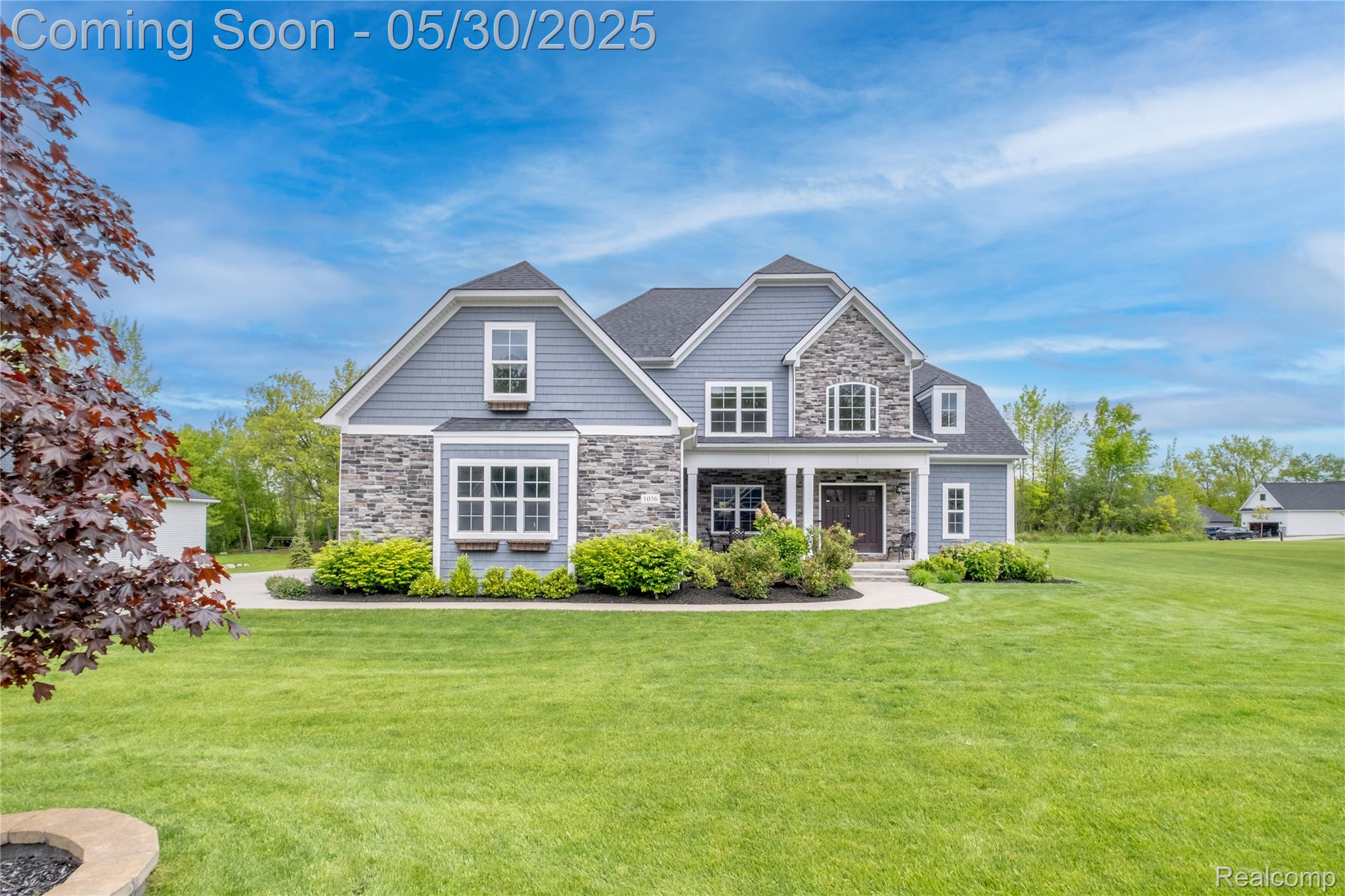 Fenton City, Michigan 48430, United States, 5 Bedrooms Bedrooms, ,4 BathroomsBathrooms,Residential,Pending,139251