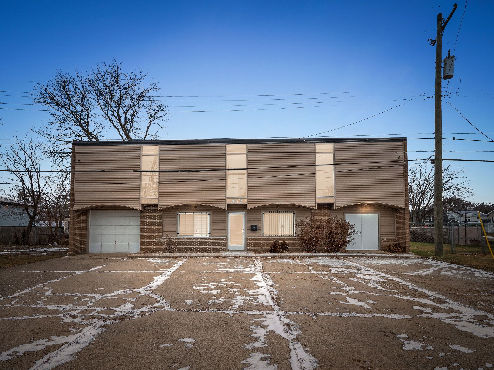 417 E 8 Mile Road