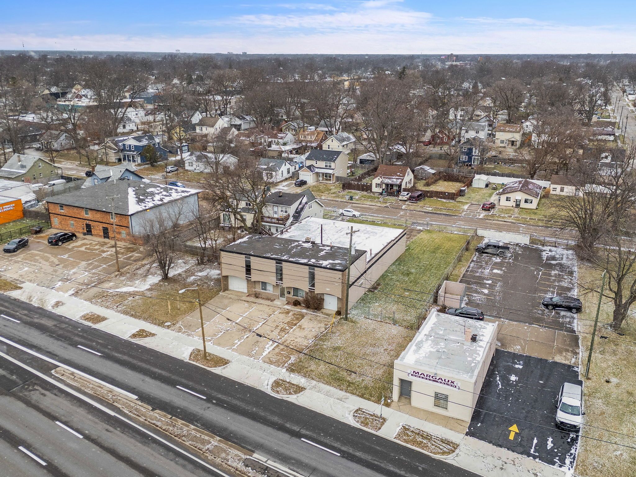 417 E 8 Mile Road