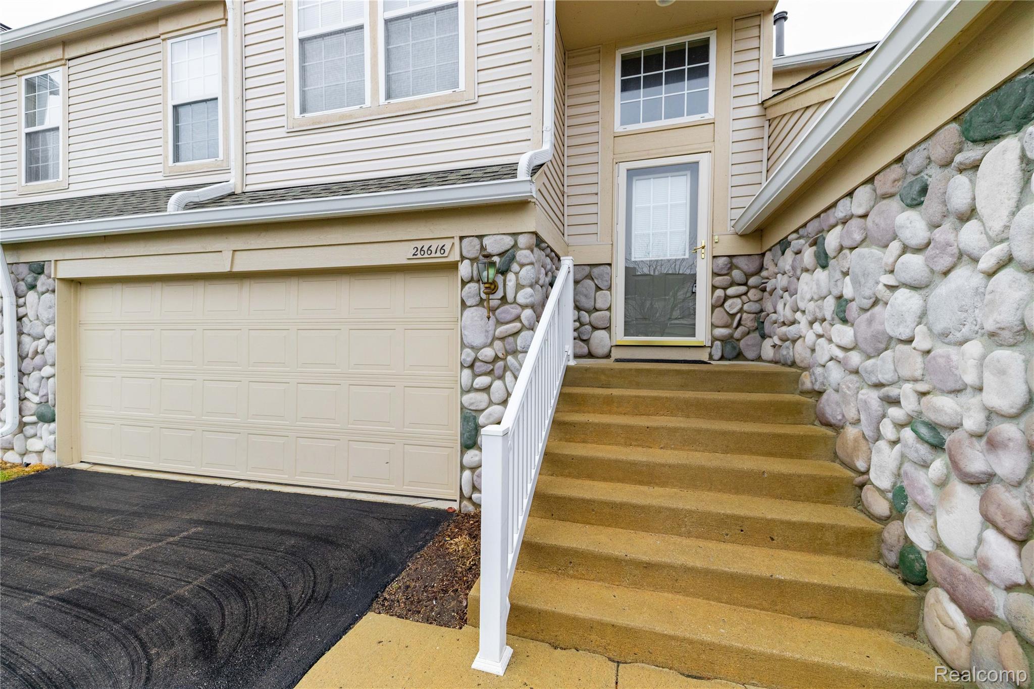 26616 Kirkway Circle